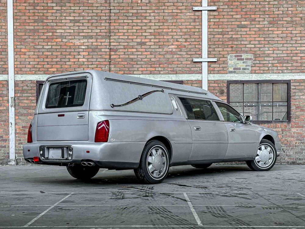 Cadillac Federal Coach DeVille 4.6 V8 279PS 2001 Leichenwagen