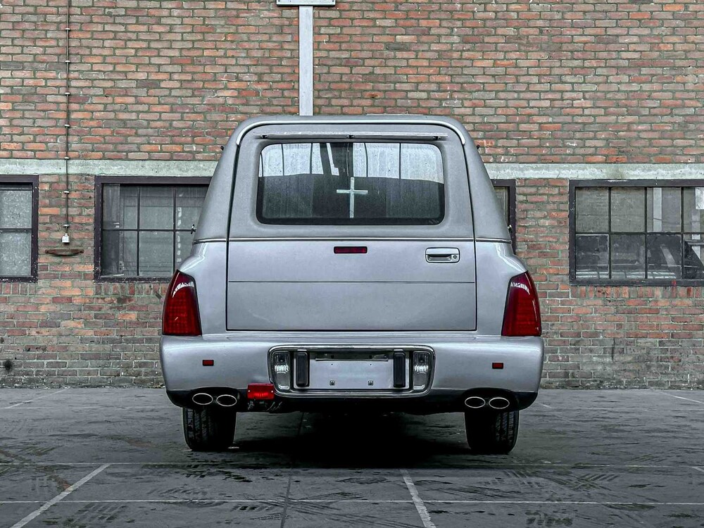 Cadillac Federal Coach DeVille 4.6 V8 279PS 2001 Leichenwagen