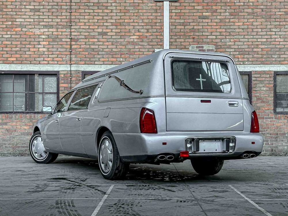 Cadillac Federal Coach DeVille 4.6 V8 279PS 2001 Leichenwagen