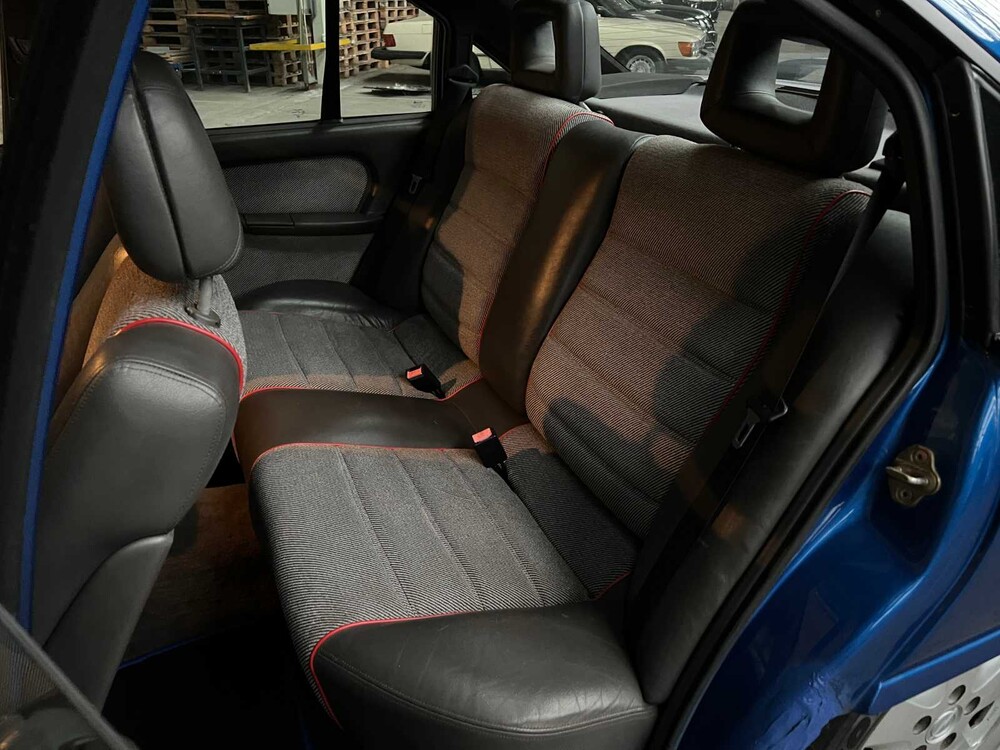 Opel Omega 3000 156pk 1987