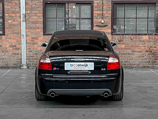 Audi S4 4.2 V8 Quattro 344hp B6 -Youngtimer- Sedan, RF-781-J