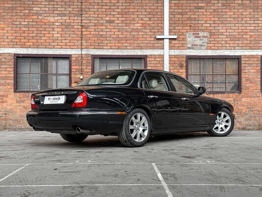 Jaguar XJ 3.5 V8 258pk 2003, 2-XDZ-65 Youngtimer