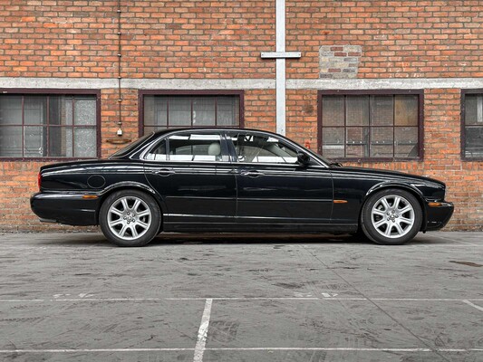 Jaguar XJ 3.5 V8 258pk 2003, 2-XDZ-65 Youngtimer