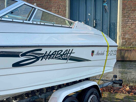 Mariah Shabah Speedboat 205hp 1999 (73-67-YE) 6+ meter Boat Trailer 2009 (77-WJL-7)