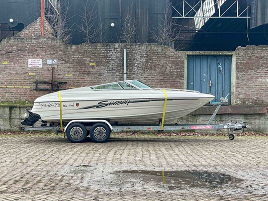 Mariah Shabah Speedboat 205hp 1999 (73-67-YE) 6+ meter Boat Trailer 2009 (77-WJL-7)