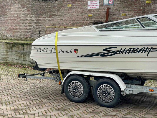 Mariah Shabah Speedboat 205hp 1999 (73-67-YE) 6+ meter Boat Trailer 2009 (77-WJL-7)