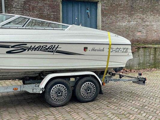 Mariah Shabah Speedboat 205hp 1999 (73-67-YE) 6+ meter Boat Trailer 2009 (77-WJL-7)