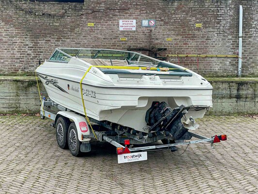 Mariah Shabah Speedboat 205hp 1999 (73-67-YE) 6+ meter Boat Trailer 2009 (77-WJL-7)