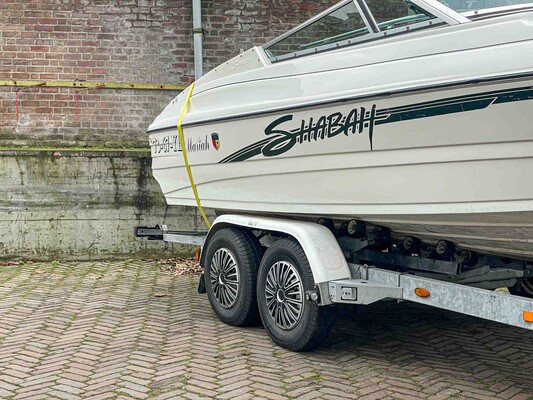 Mariah Shabah Speedboat 205hp 1999 (73-67-YE) 6+ meter Boat Trailer 2009 (77-WJL-7)