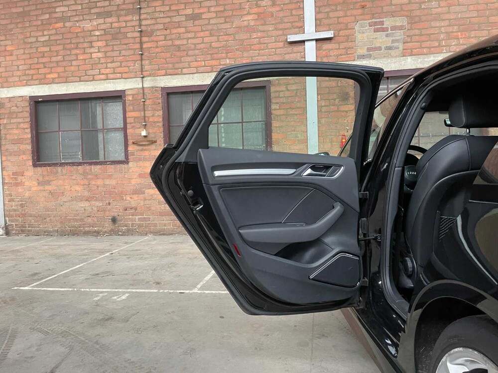 Audi A3 Sedan 35 TFSI CoD Advance Sport S-Tronic S-Line 150hp 2020, G-878-ZG