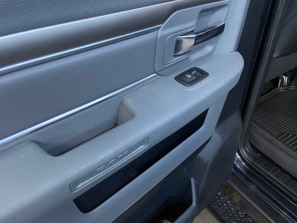 Dodge Ram 1500 3.6 V6 Quad Cab 6'4 309hp 2014, VH-986-J