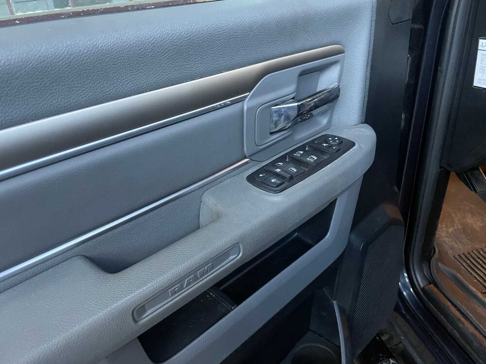 Dodge Ram 1500 3.6 V6 Quad Cab 6'4 309hp 2014, VH-986-J