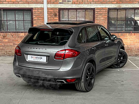 Porsche Cayenne S 4.8 V8 400PS 2011