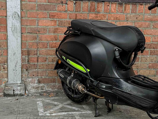 Vespa Sprint 50 Piaggio -CUSTOM- 2019, DTZ-24-P Scooter Moped