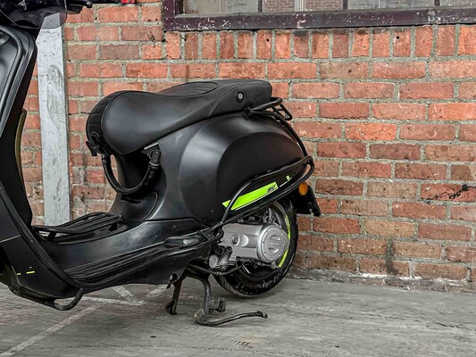 Vespa Sprint 50 Piaggio -CUSTOM- 2019, DTZ-24-P Scooter Moped