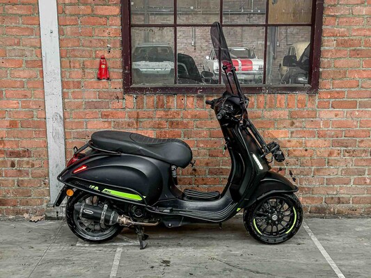 Vespa Sprint 50 Piaggio -CUSTOM- 2019, DTZ-24-P Scooter Moped