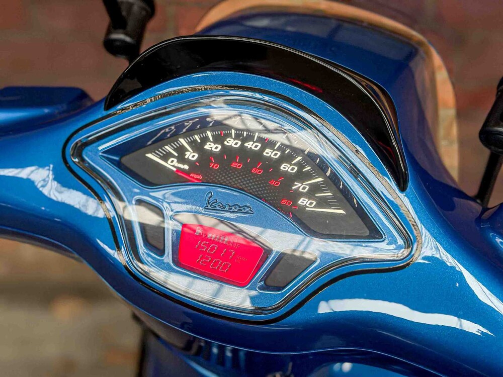 Vespa Sprint 4T Piaggio 2014, F-369-VN Scooter Snorscooter