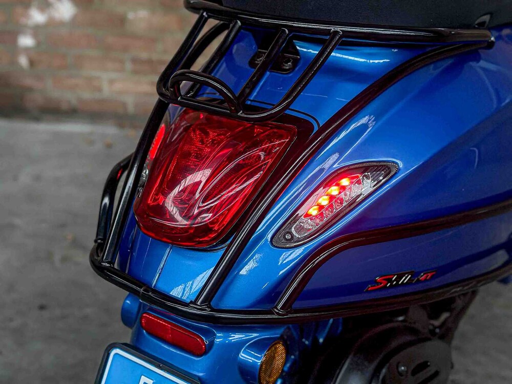 Vespa Sprint 4T Piaggio 2014, F-369-VN Scooter Snorscooter