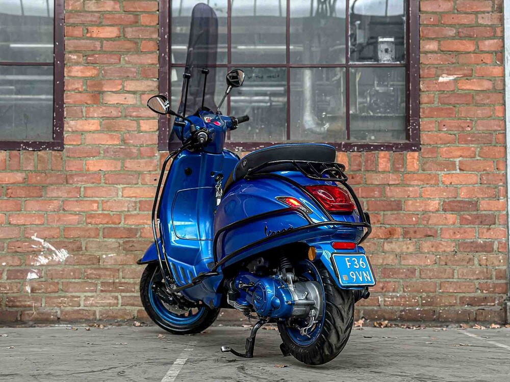 Vespa Sprint 4T Piaggio 2014, F-369-VN Scooter Snorscooter