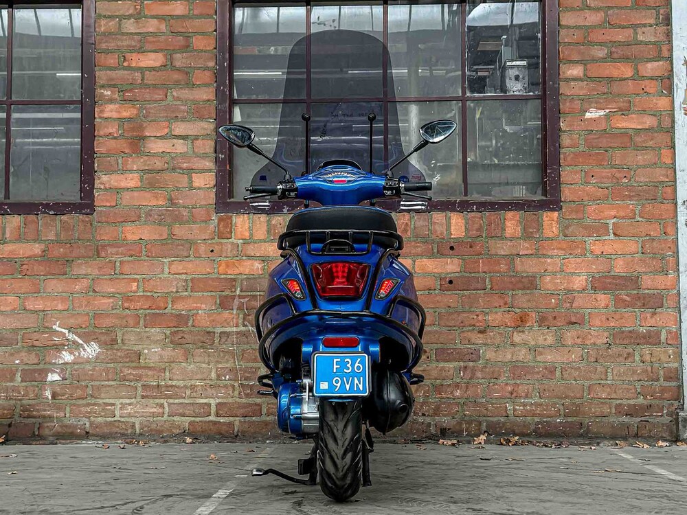 Vespa Sprint 4T Piaggio 2014, F-369-VN Scooter Snorscooter