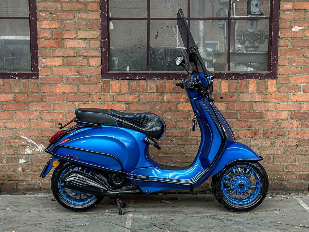 Vespa Sprint 4T Piaggio 2014, F-369-VN Scooter Snorscooter