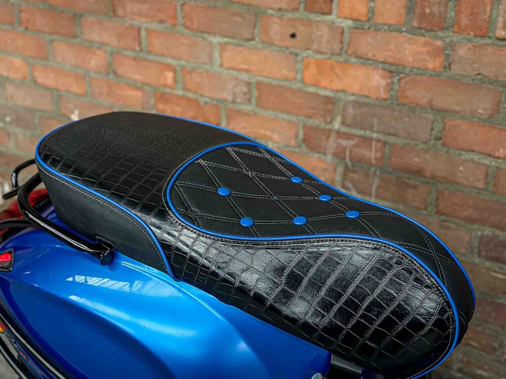 Vespa Sprint 4T Piaggio 2014, F-369-VN Scooter Snorscooter