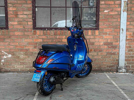 Vespa Sprint 4T Piaggio 2014, F-369-VN Motorroller Snorscooter