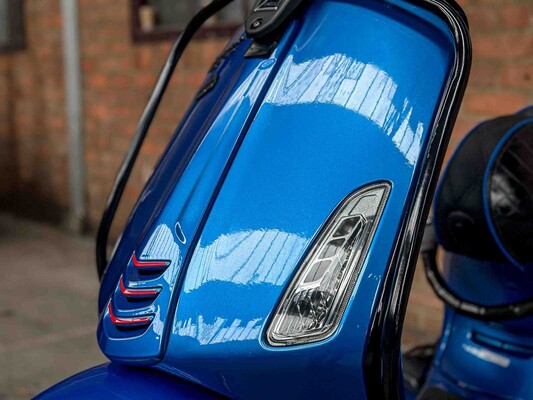 Vespa Sprint 4T Piaggio 2014, F-369-VN Motorroller Snorscooter