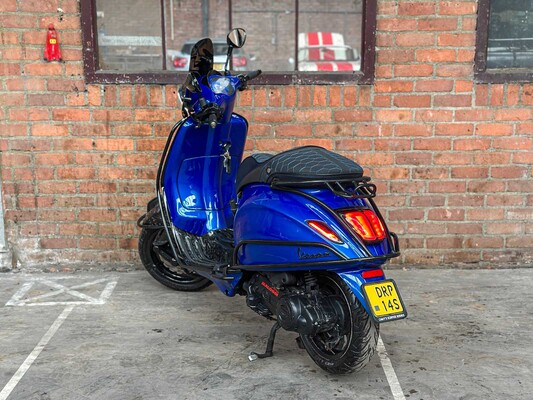 Piaggio Vespa Sprint 80cc 2018 (FULL OPTION), DRP-14-S Scooter Bromscooter