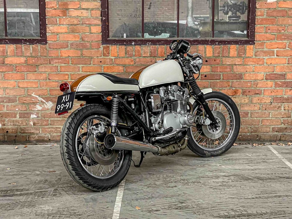 Suzuki GS750 Cafe Racer 748cc 1977 Motorcycle, XU-99-91