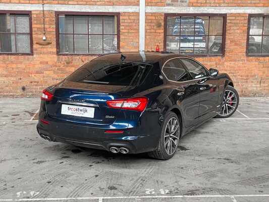 Maserati Ghibli 3.0 V6 GranLusso 349pk 2019 (Origineel-NL), XJ-658-T