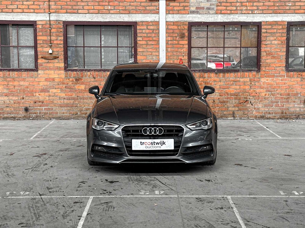 Audi A3 Sedan S-Line 1.4 TFSI CoD Ambition Pro Line S 150hp 2015 (Original-NL), GL-434-J