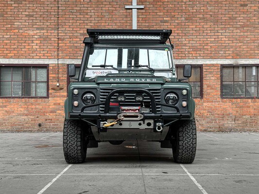 Land Rover Defender L316 2.4 TD 130