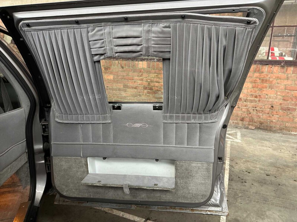 Cadillac Fleetwood Federal Coach 5.7 V8 262pk 1996 Begrafenisauto