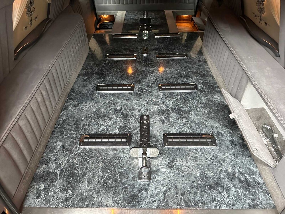 Cadillac Fleetwood Federal Coach 5.7 V8 262pk 1996 Begrafenisauto