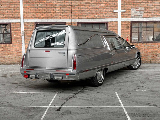 Cadillac Fleetwood Federal Coach 5.7 V8 262hp 1996 Hearse