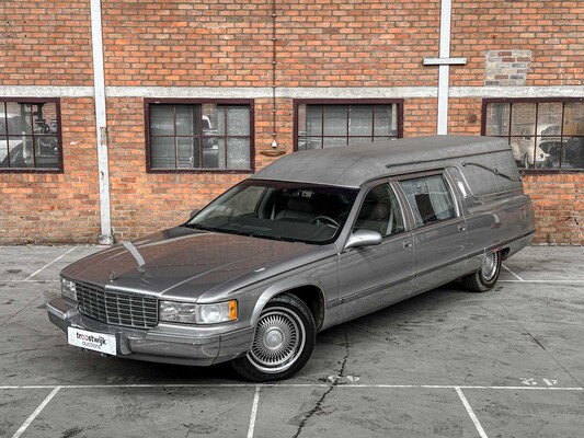 Cadillac Fleetwood Federal Coach 5.7 V8 262hp 1996 Leichenwagen