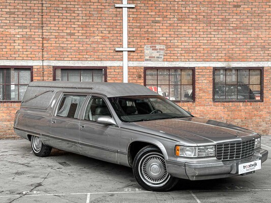 Cadillac Fleetwood Federal Coach 5.7 V8 262hp 1996 Leichenwagen