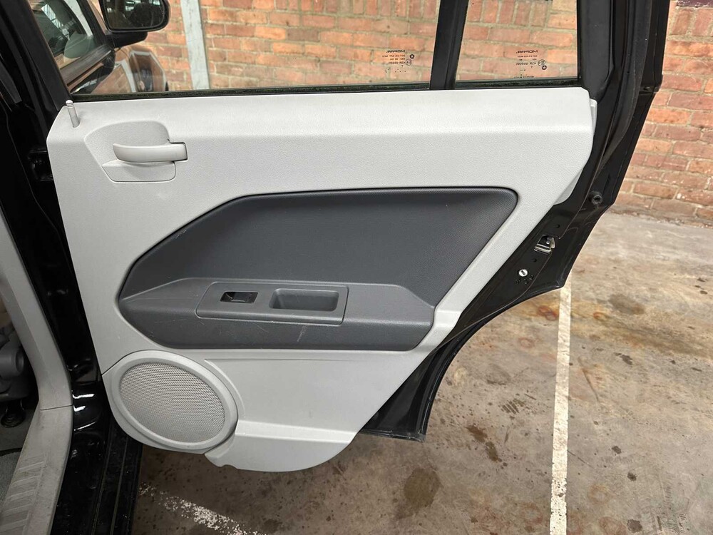 Dodge Caliber 1.8 SE 150pk 2007, 17-TZ-LZ Youngtimer