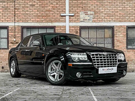 Chrysler 300C HEMI 5.7 V8 340PS 2006 Youngtimer