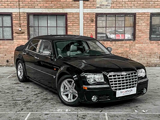 Chrysler 300C HEMI 5.7 V8 340hp 2006 Youngtimer