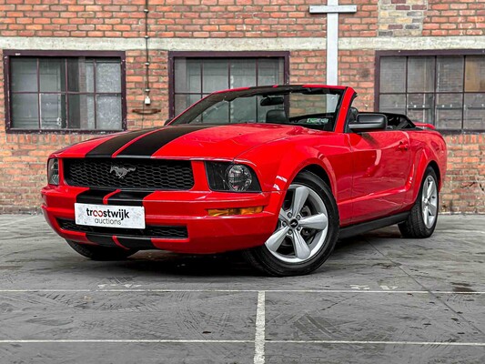 Ford Mustang Cabriolet Competition 4.0 V6 202PS 2005