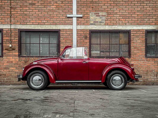 Volkswagen Beetle Cabriolet 1974, 09-BX-18