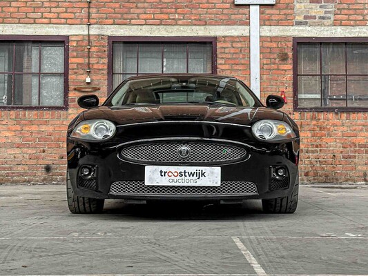 Jaguar XKR Cabriolet 4.2 V8 420HP 2008 Youngtimer