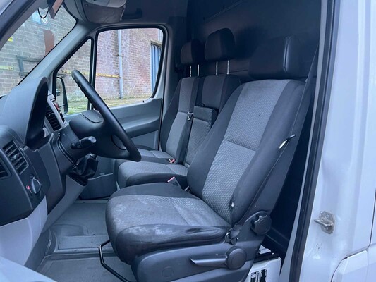 Volkswagen Crafter 35 2.0 TDI L2H1 109hp 2013, VD-764-P