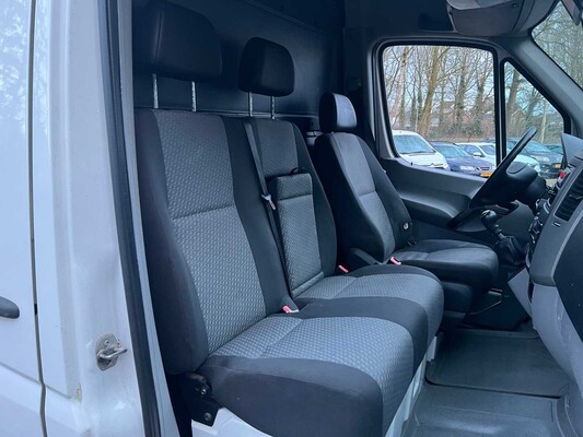 Volkswagen Crafter 35 2.0 TDI L2H1 109hp 2013, VD-764-P