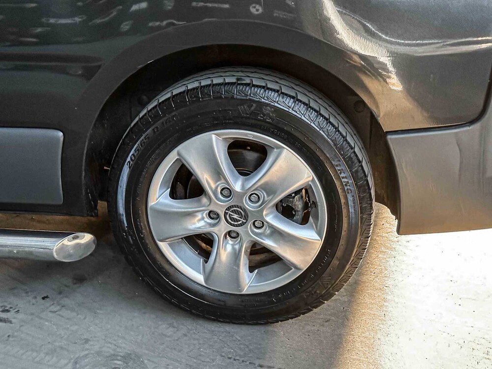 Opel Vivaro 1.9 CDTI L2H1 6-Pers. 82PS 2004, 42-BP-TK