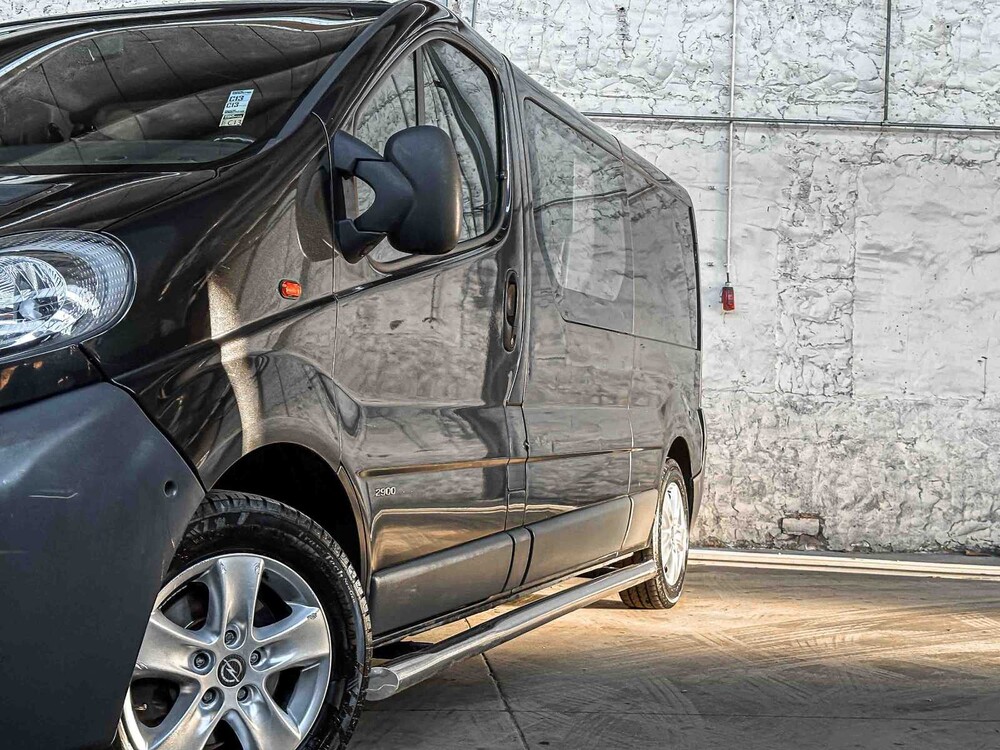 Opel Vivaro 1.9 CDTI L2H1 6-Pers. 82PS 2004, 42-BP-TK