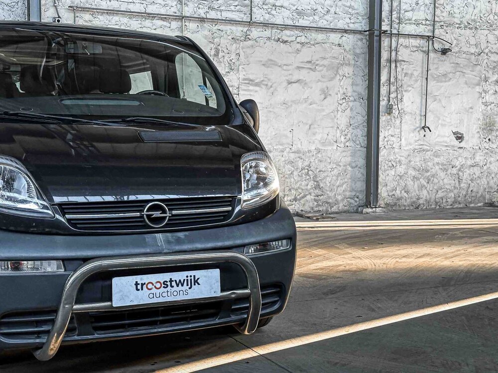 Opel Vivaro 1.9 CDTI L2H1 6-Pers. 82PS 2004, 42-BP-TK