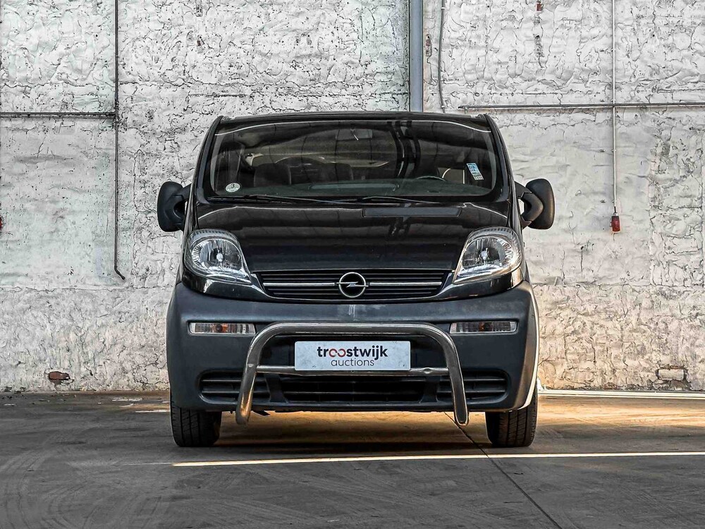 Opel Vivaro 1.9 CDTI L2H1 6-Pers. 82PS 2004, 42-BP-TK